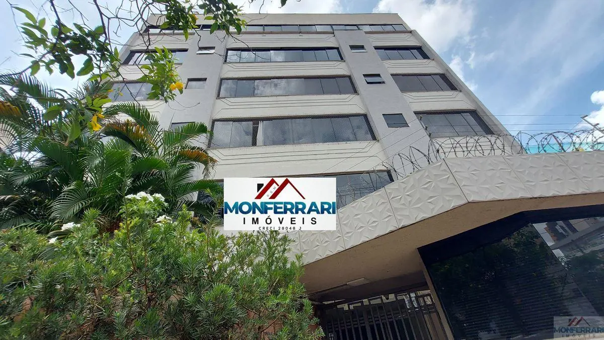 Apartamento de 185 m², com quatro quartos, sendo uma suíte plena! O imóvel conta...