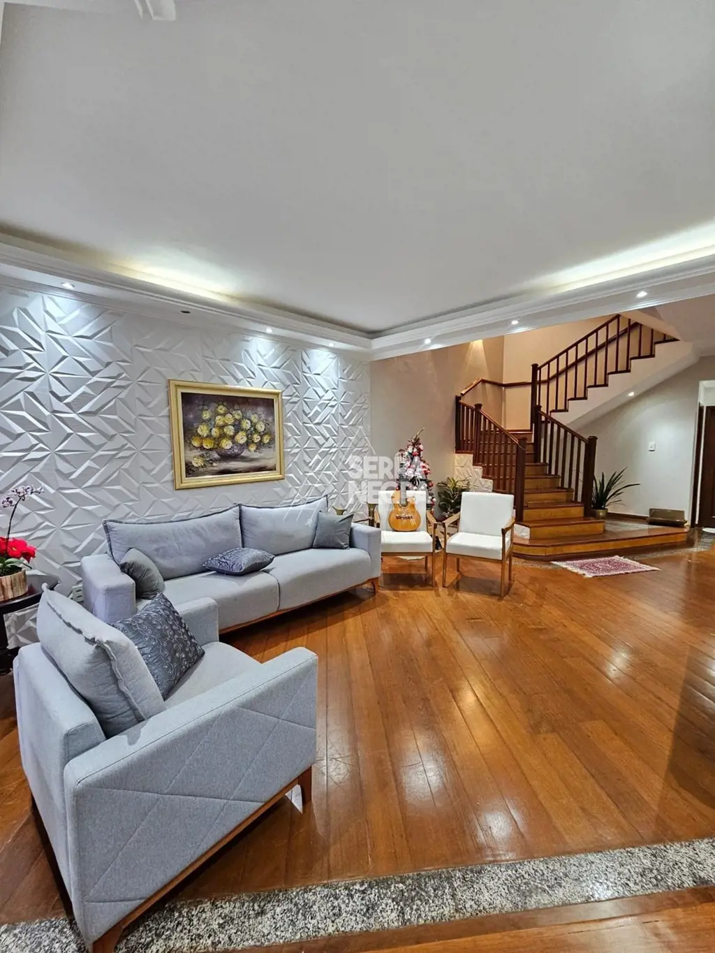CASA TIPO SOBRADO COM 4 SUITES E LAZER COMPLETO NA QE 36 GUARA IIValor: 1.585.00...