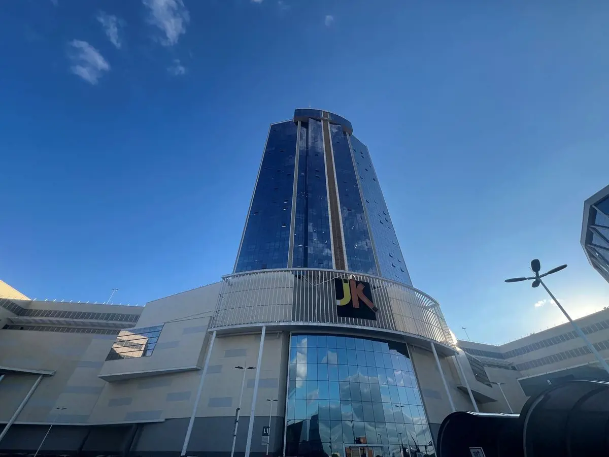 JK SHOPPING - OPORTUNIDADE, DESOCUPADA, VENHA MONTAR OU INVESTIR SEU NEGOCIO NES...