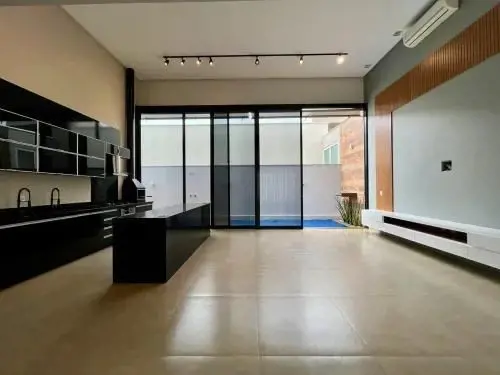 Casa Térrea no Condomínio Portal do Sol GreenBelíssimo projeto com ambientes int...