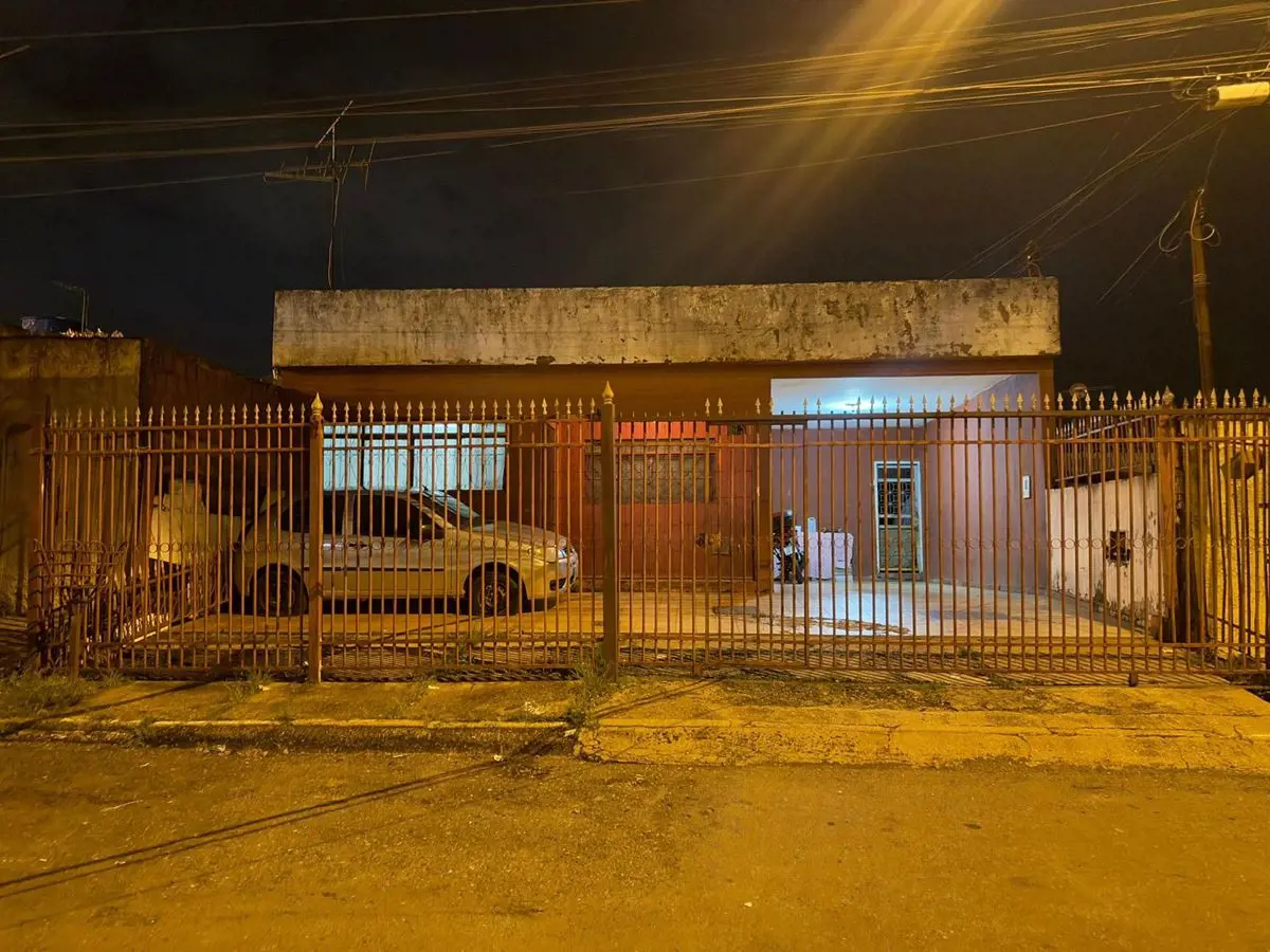 Ampla Casa com Múltiplas Construções em Ceilândia NorteEste imóvel é ideal para ...