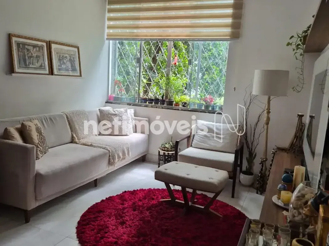 Este apartamento, localizado em uma das quadras mais tradicionais e valorizadas ...