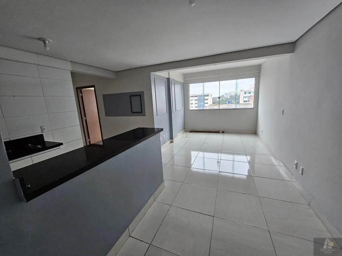 RUA 4, ARMÁRIOS, RES. MONTE CARLO, PORTARIA 24HS, ELEVADOR, GARAGEMApartamento c...