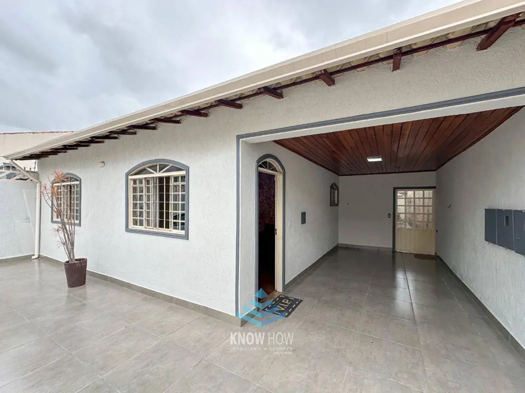 Casa de 4 quartos ? venda na QSB 10, pr?ximo ? Av. Samdu.Bem-vindo ? oportunidad...