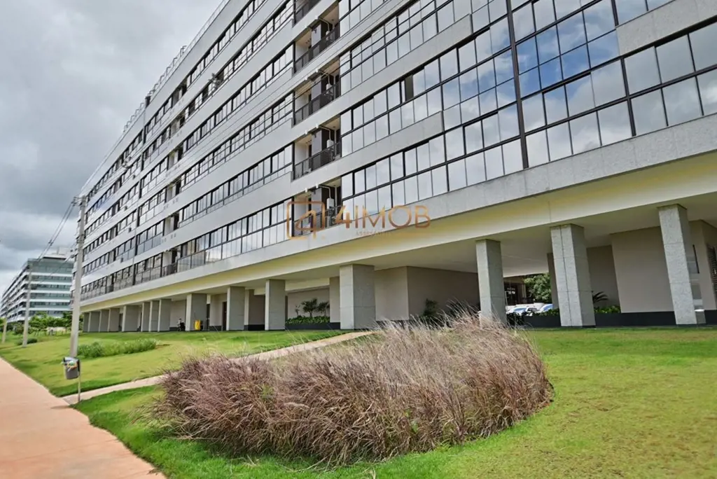 Venha morar neste apartamento reformado com 2 quartos, sendo 1 suíte com closet....