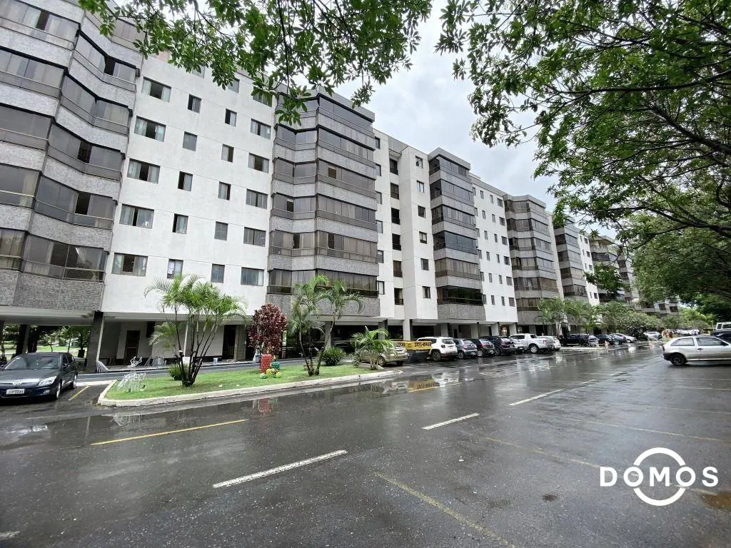 Domos Empreendimentos Aluga:Excelente apartamento reformado e mobiliado em Sudoe...