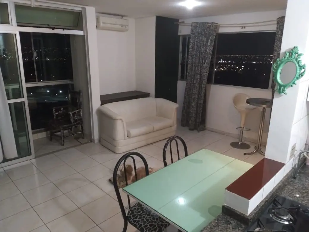 ALUGO APARTAMENTO DE 2 QUARTOS FRENTE PARA O PARQUE; NASCENTE, ÚLTIMO ANDAR VIST...