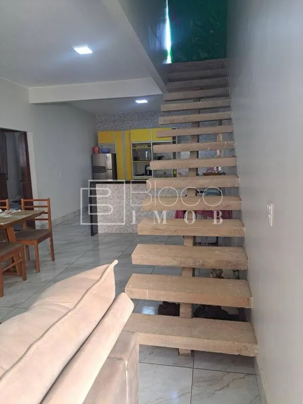 Venha morar na casa dos seus sonhos em Arniqueira! Linda casa com 2 quartos, sen...