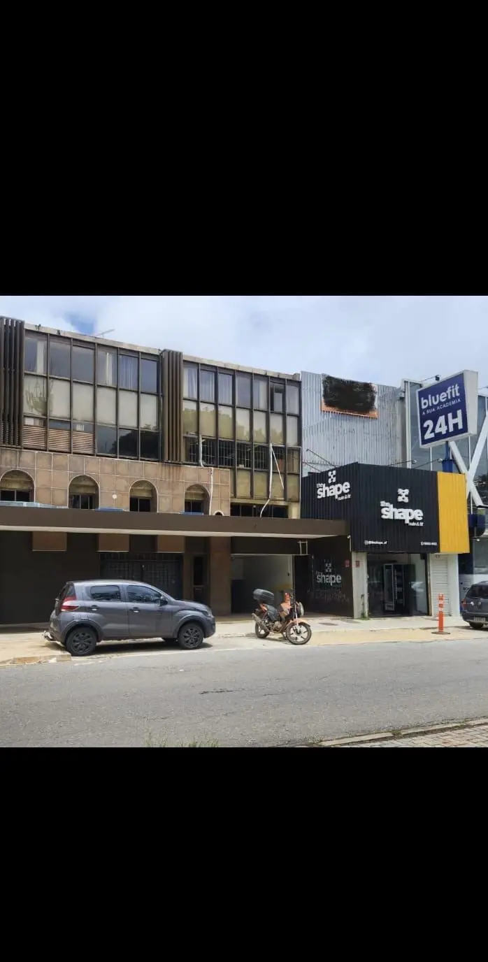 EXCELENTE OPORTUNIDADE DE INVESTIMENTO! PRÉDIO VAZADO COM 370m² !- APROVEITE EST...