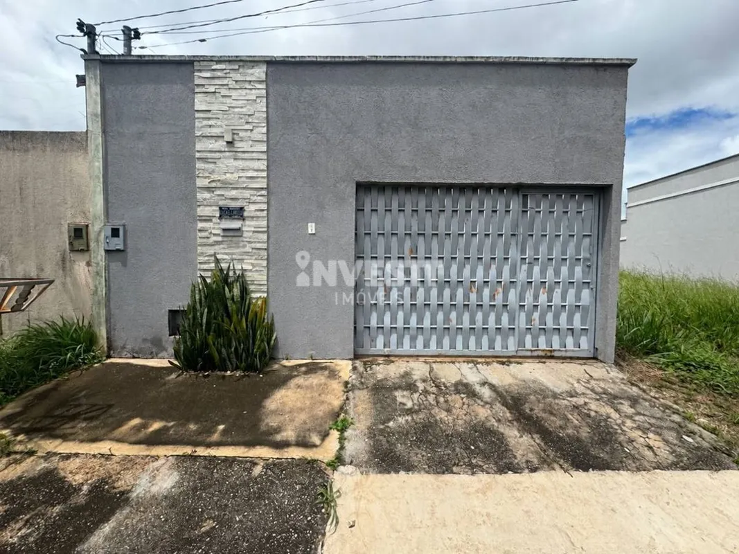 LOCALIZAÇÃO:A casa está localizada no setor três marias, região de fácil acesso,...