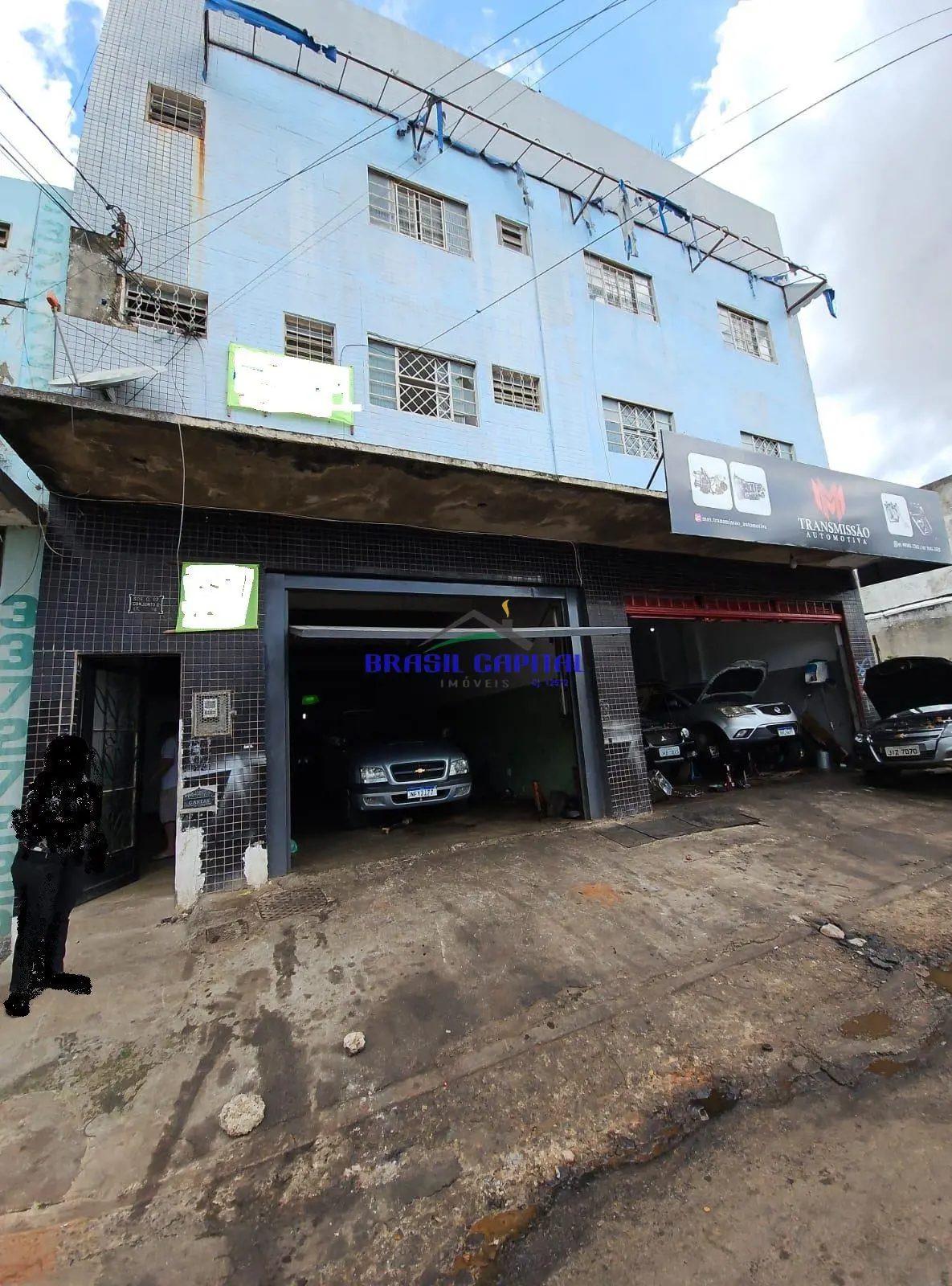 Venha insvestir neste otimo predio para renda:- sao 8 apartamento grandes de 2 q...