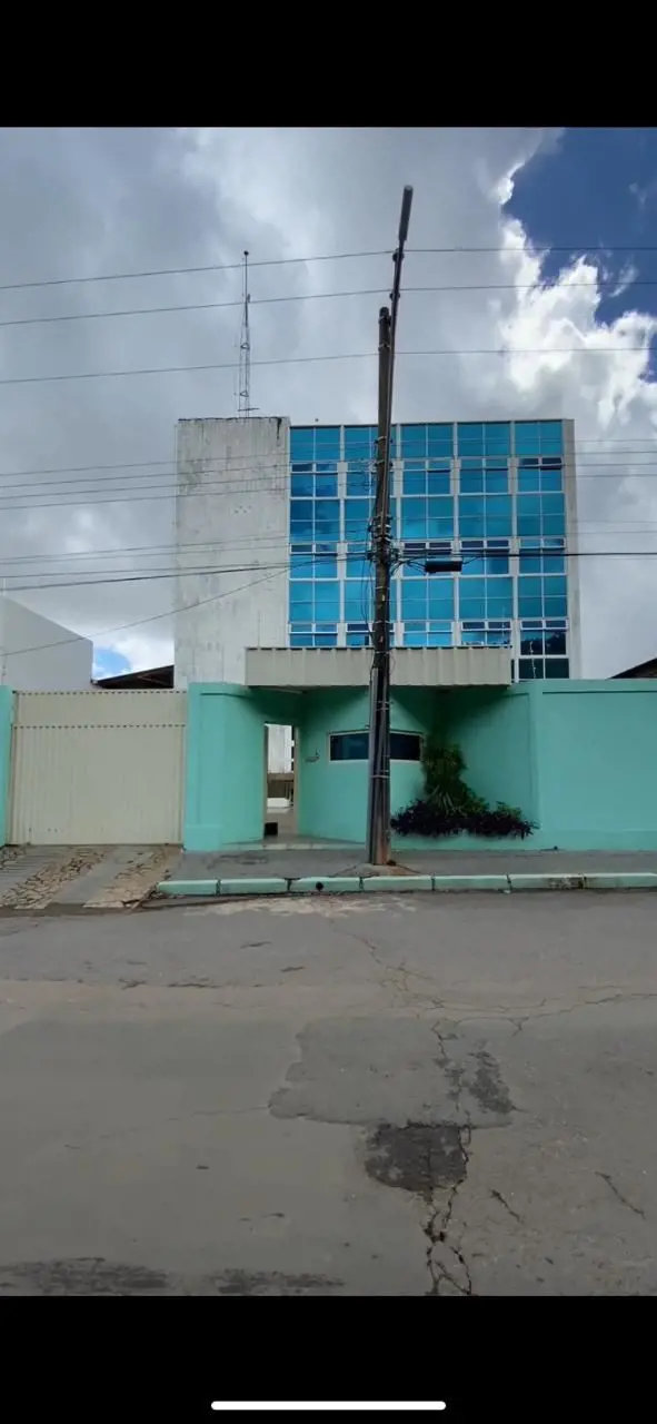 IMÓVEL DESOCUPADO PRONTO PARA LOCAÇÃO: Prédio comercial localizado na SAAN Quadr...