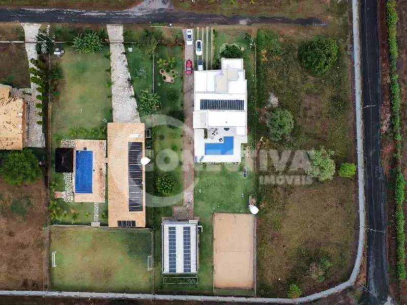  Comentários do corretor: Excelente chácara totalmente mobiliada com 408m² de ár...