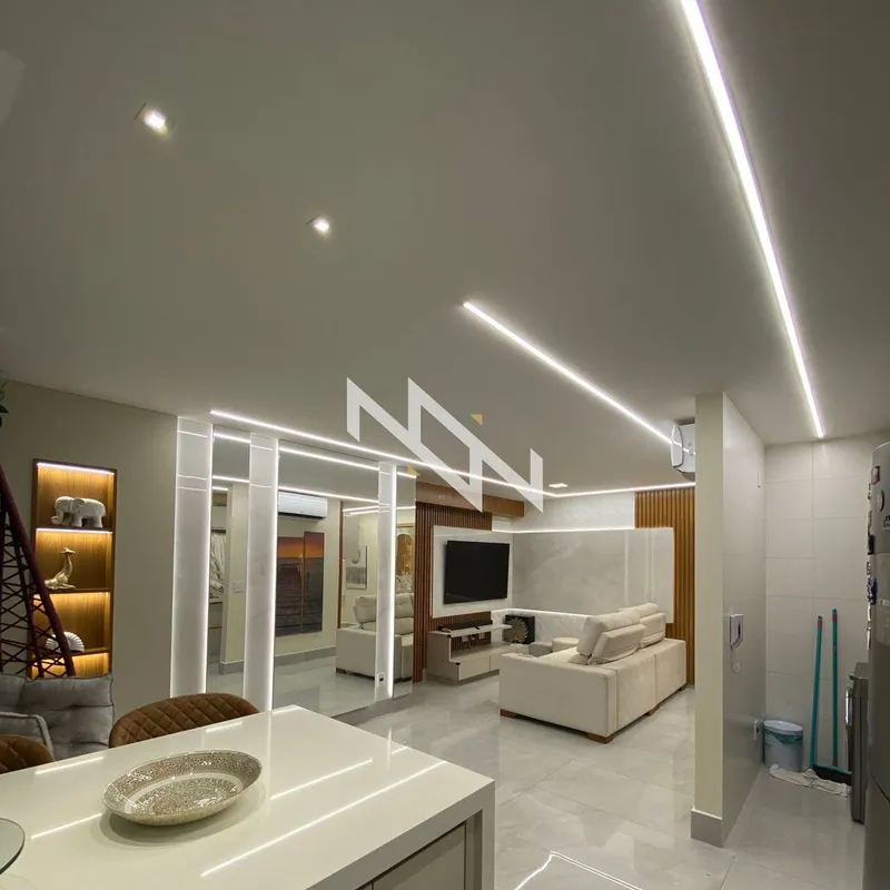 Apartamento à venda no Jardim América, com 90 m². Conta com 2 suítes (sendo uma ...