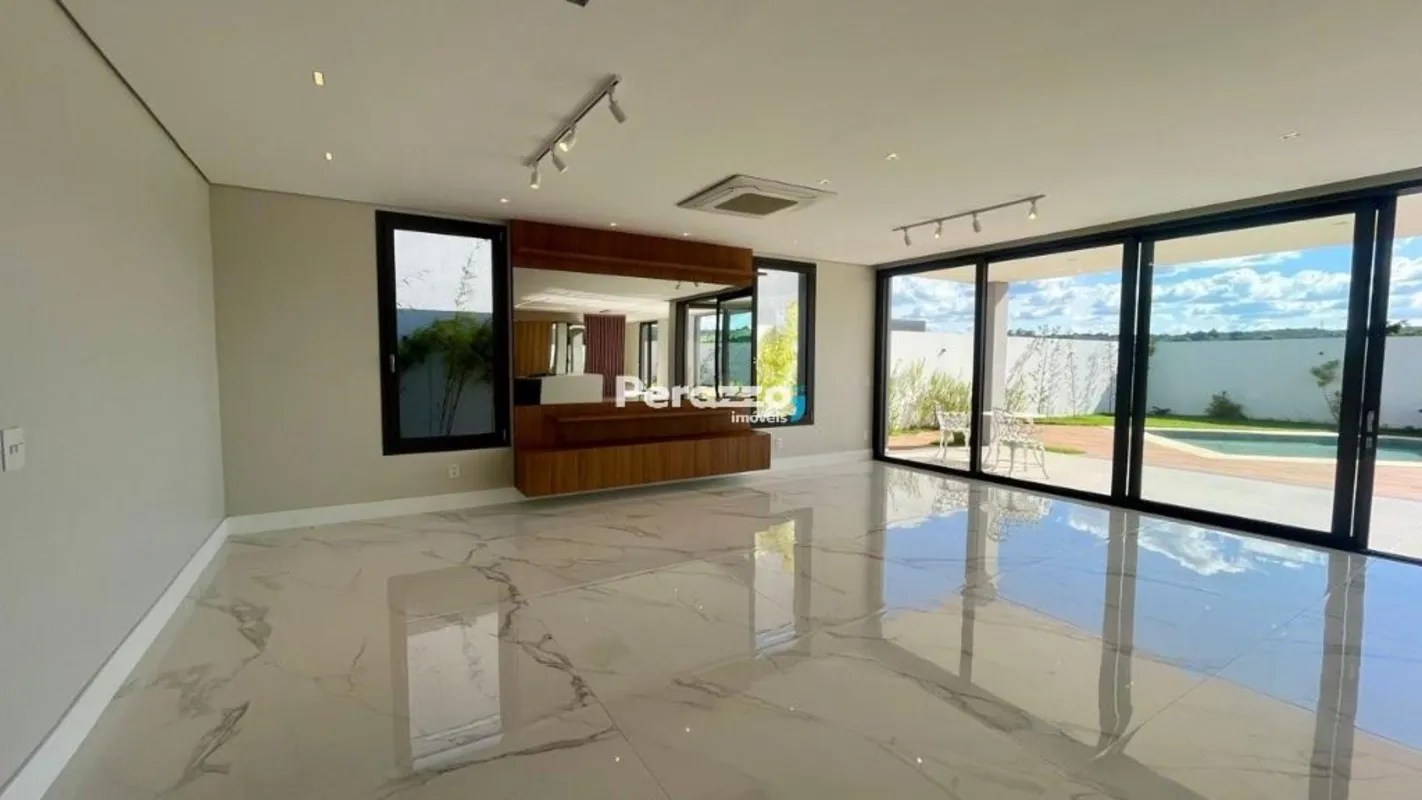 Maravilhosa Casa com 3 suítes Alto Padrão localizada no Alphaville IPor R$2.950....