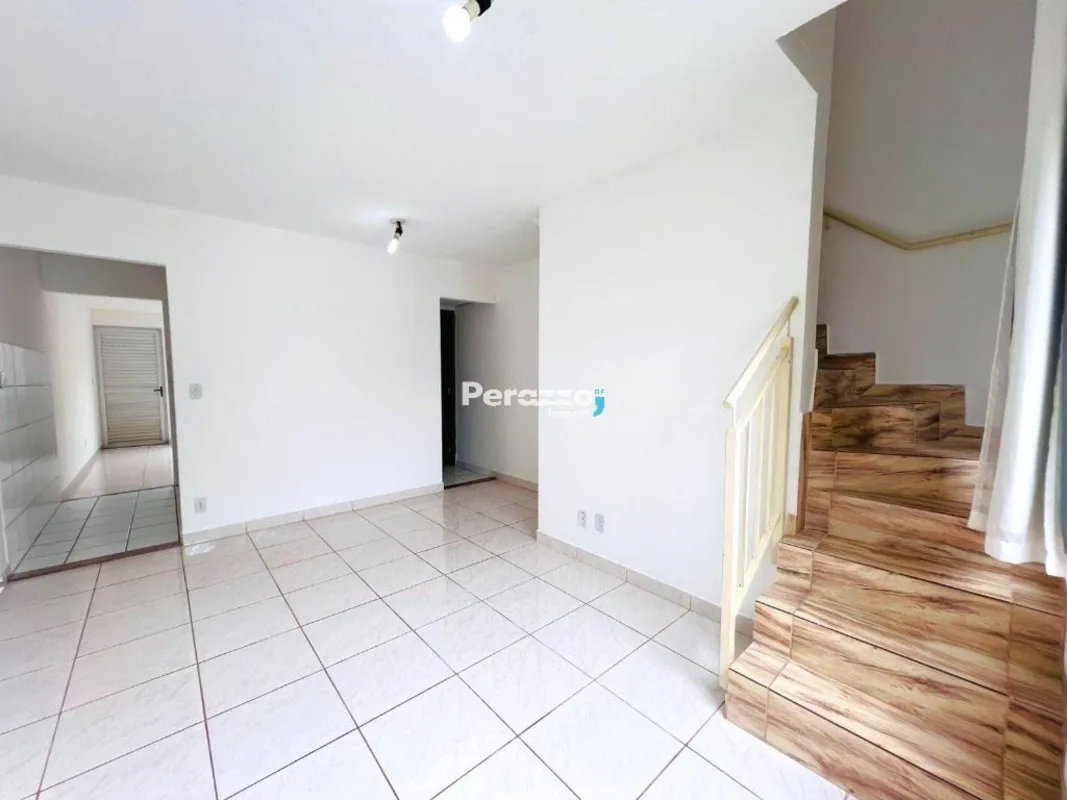 Ótima Casa de 2 Quartos Localizada na QC 01 do Jardins Mangueiral por R$2.700,00...