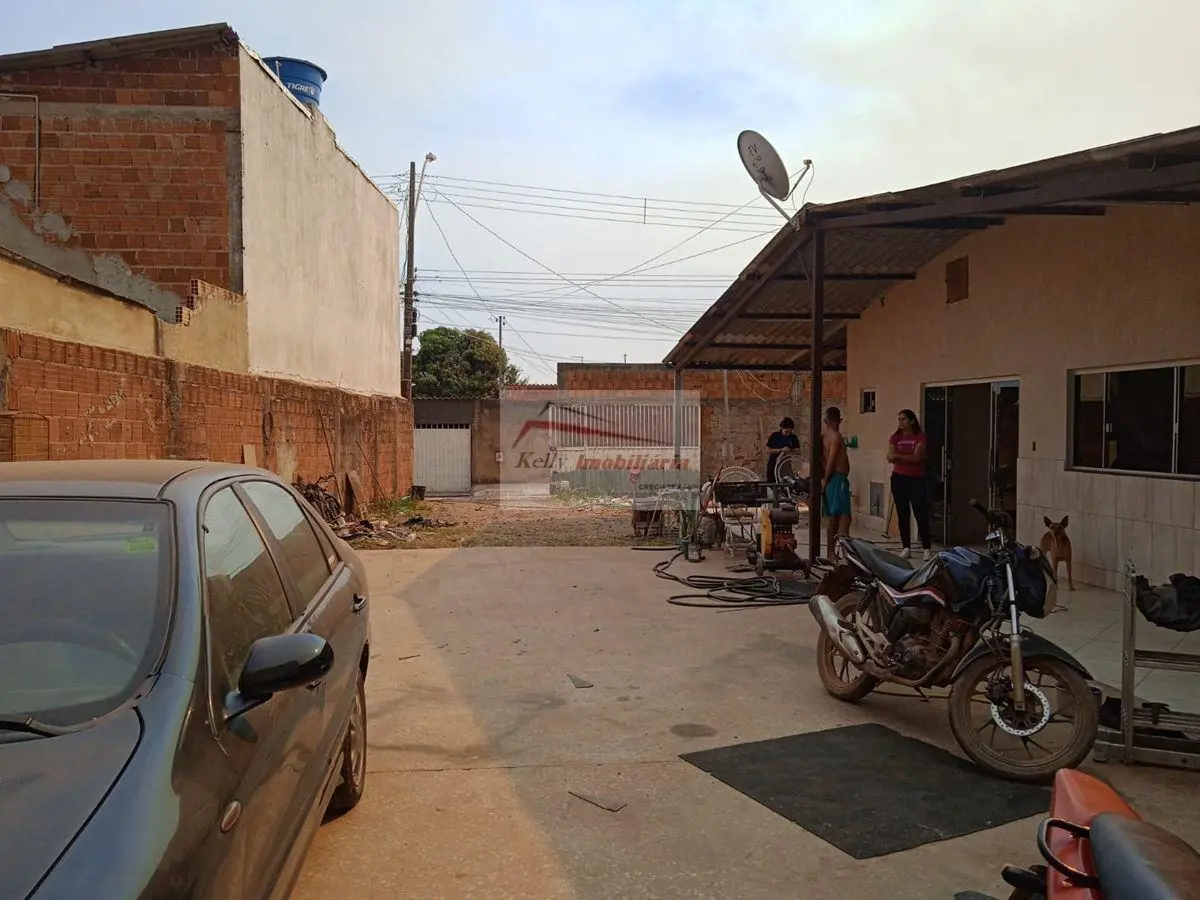 VENDE-SE CASA NO SOL NASCENTE CHÁCARA 128Endereço: Chácara 128, Conjunto F, Ceil...