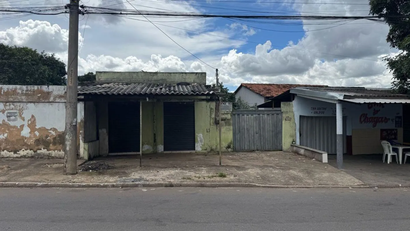 Vende-se um 01 Lote no Setor Parque Anhanguera 2, Bem Localizado, no Setor Parqu...