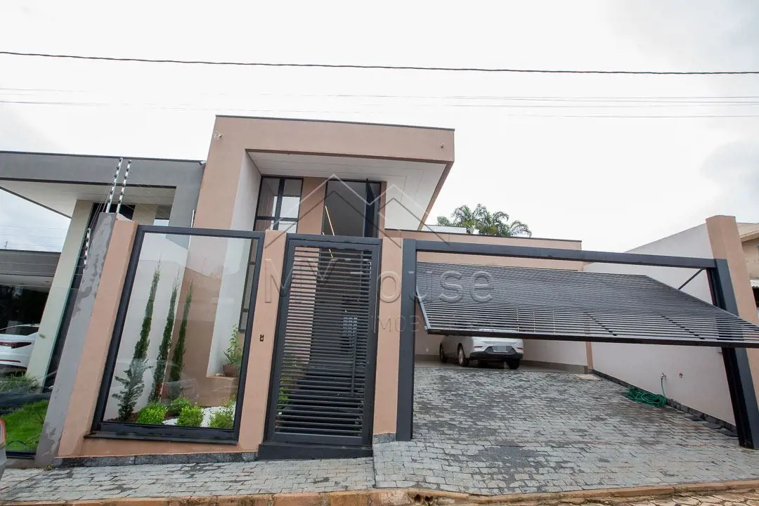 ********My house vende******** Casa moderna, minimalista e com ambientes integra...