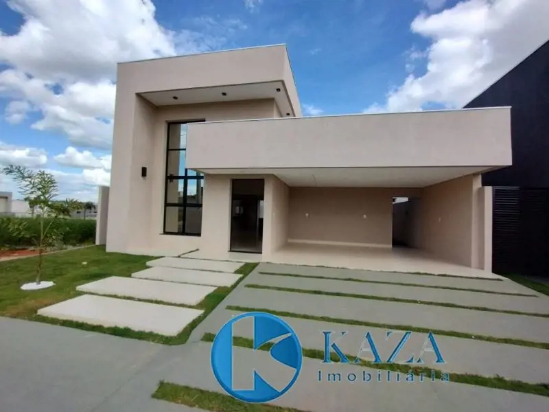 Casa com 2 quartos com 1 suíte, sala de estar, cozinha, área gourmet, garagem co...