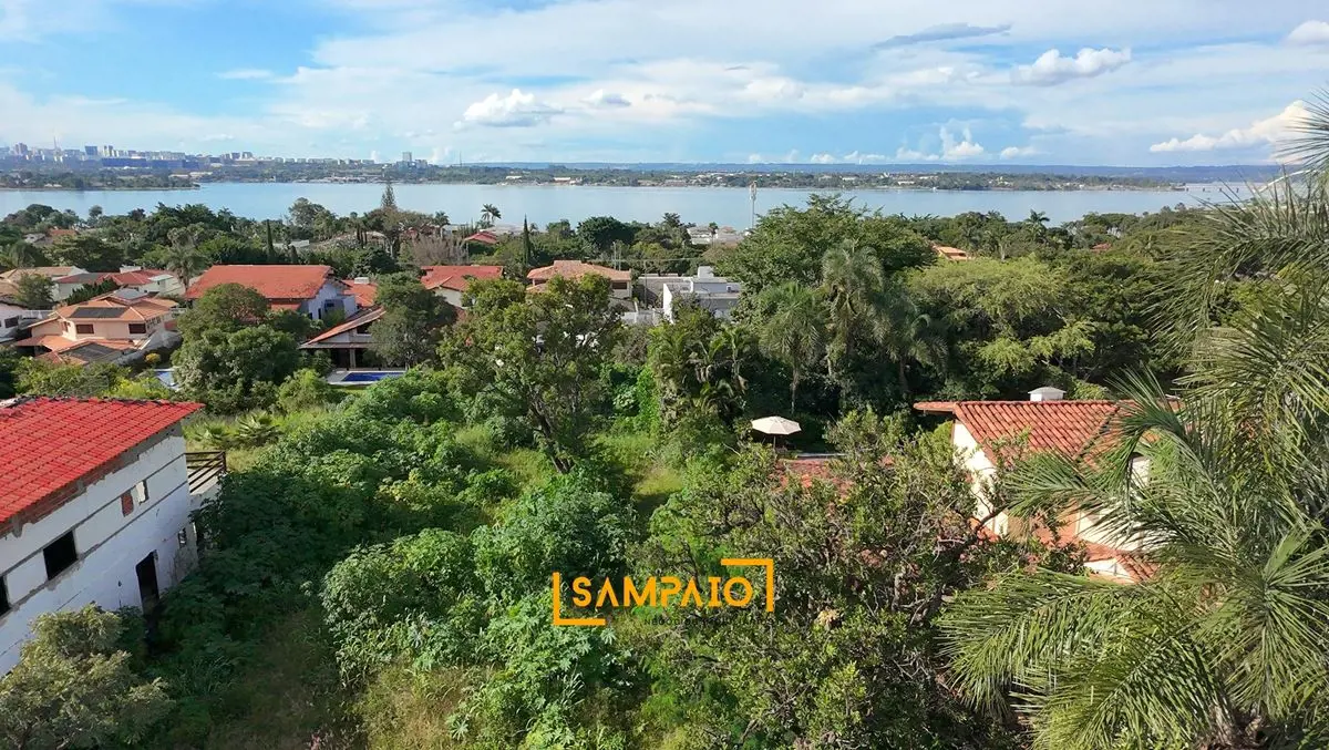 VENDA DE 2 INCRÍVEIS LOTES, COM 2 FRENTES E SEM VIZINHOS DE FUNDO, LOCALIZADO NA...