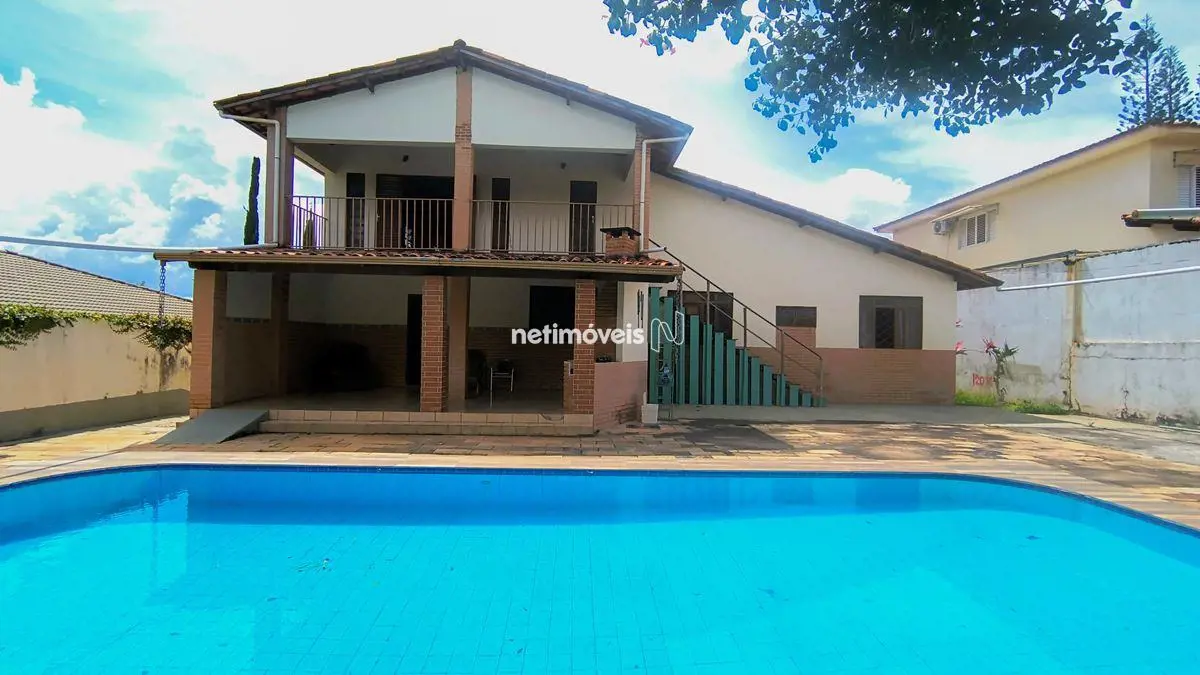  COD SAN 1081092CASA DE LUXO COM VISTA ESPECTACULARDois Pisos de Conforto e Sofi...