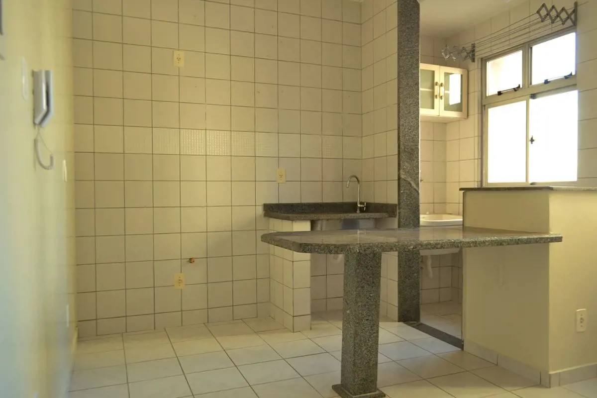 ALUGA BELAS KITCHENETTES - SETOR L. UNIVERSITÁRIO - PRÓXIMO DA PUC-GO> IMÓVEL BE...