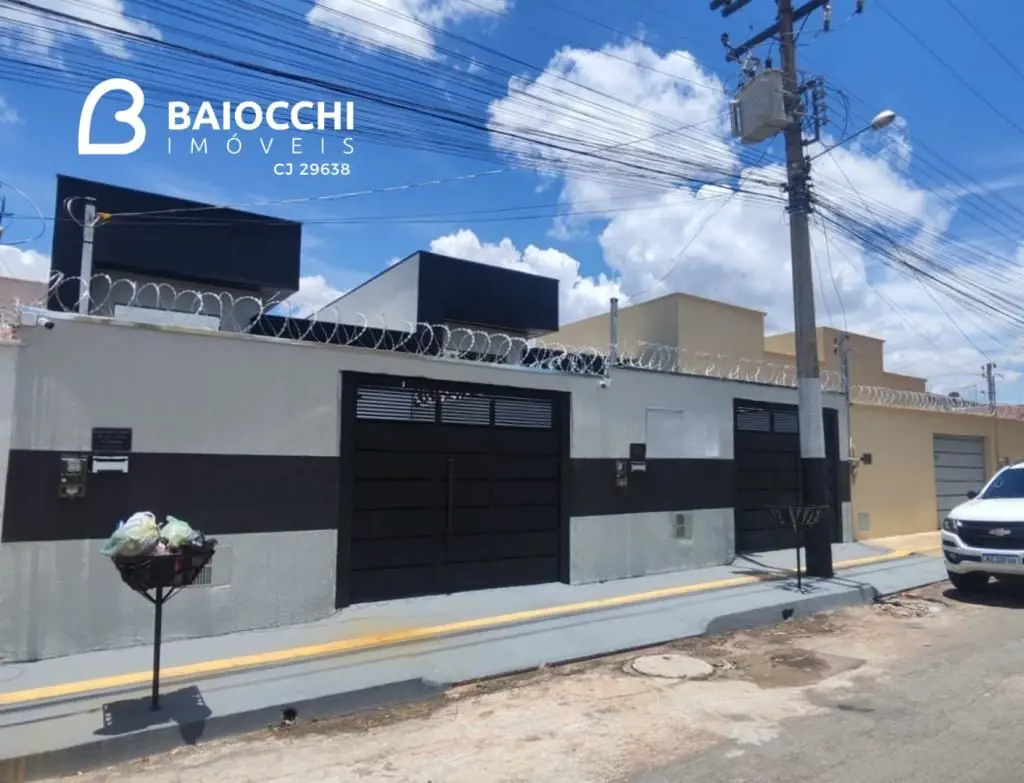 Casa 3/4 sendo 1 suite area gourmet pé direito duploautimatização luminarias em ...