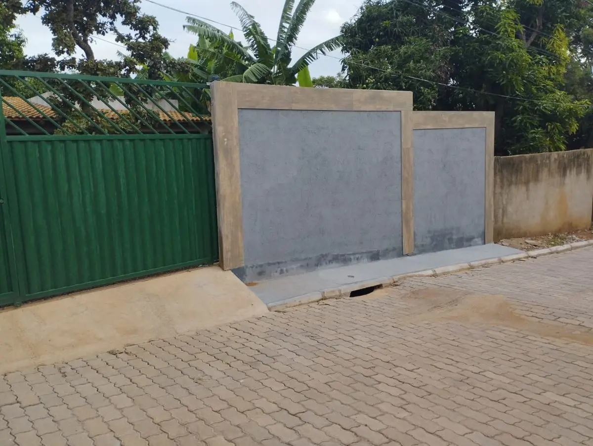 !!!GCastro imóveis vende!!!Casa com 3 quartos1 Banheirosalacozinhagaragemarea de...