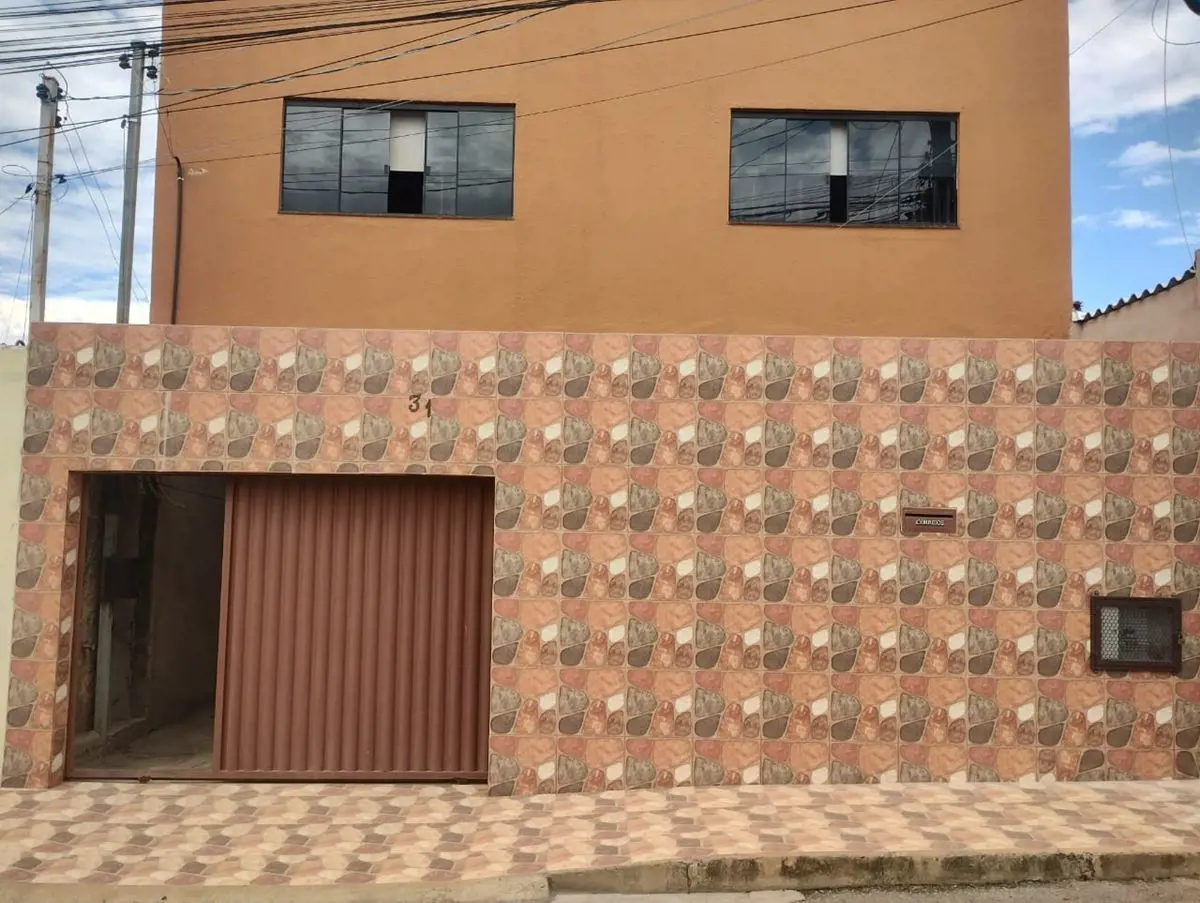 * A&M IMÓVEIS VENDE CASA SOBRADINHO II* PISO SUPERIOR COM* 02 QUARTOS* SALA DE E...