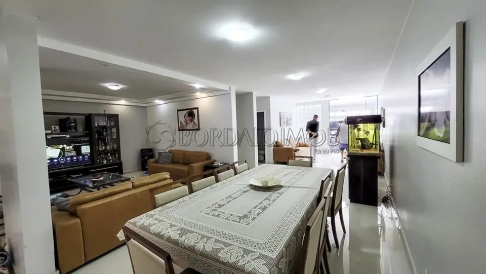 VILLA150998 - Última atualização: 25/09/26 23:31Encantadora Casa Sobrado Vazada ...