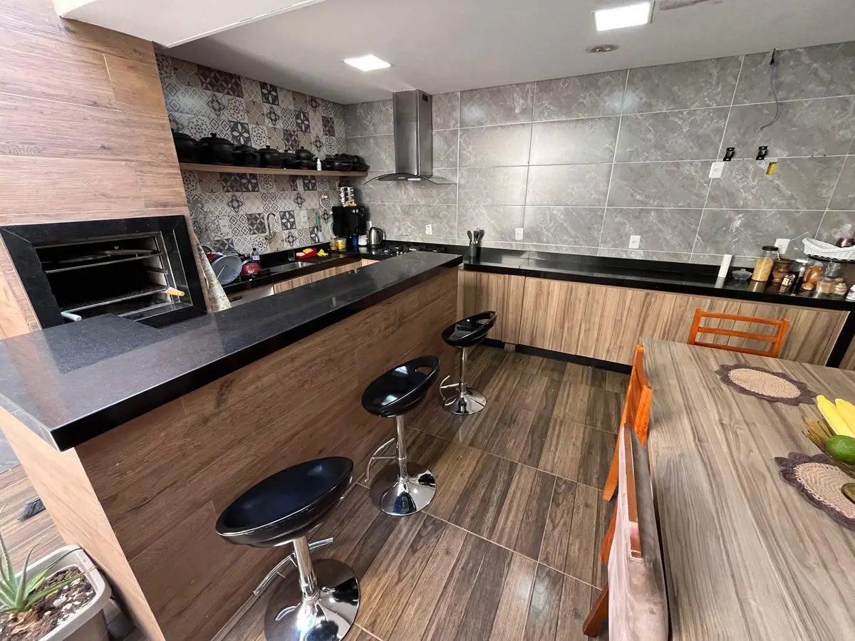 VENDO EXCELENTE CASA NA QNP 34 - PSULCEILÂNDIA/DFCASA 3QTS, 1 SUÍTE100% REFORMAD...