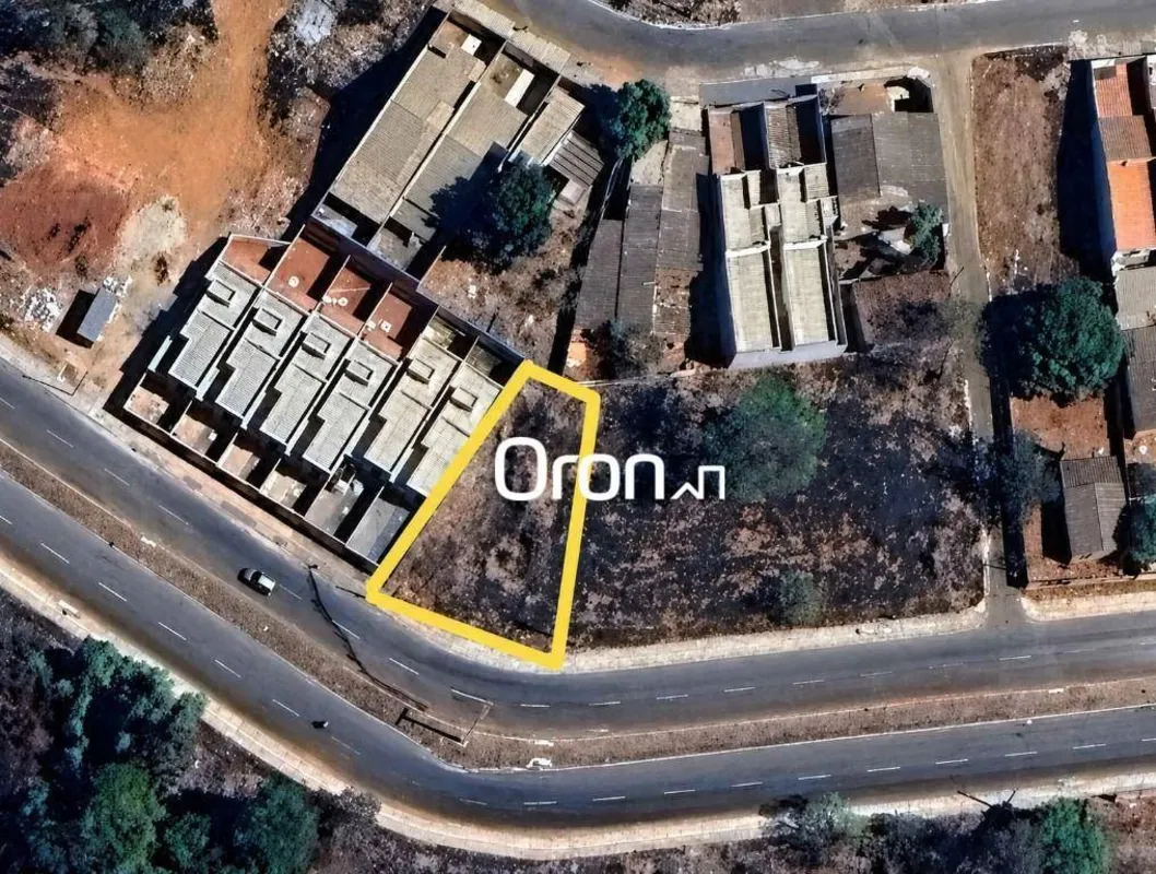 CÓDIGO DO IMÓVEL: TE1051LOCALIZAÇÃO:Em ótima localização, com fácil acesso a Ave...