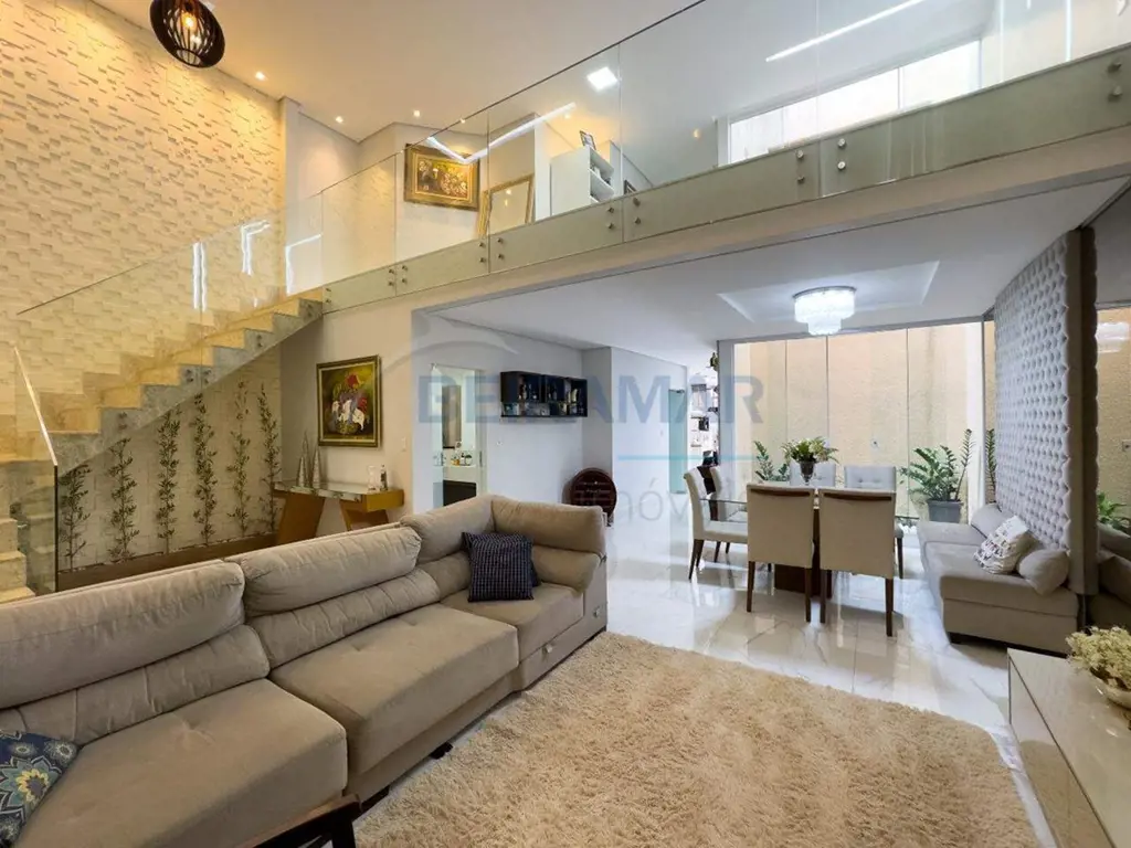 Casa Alto Padrão com 4 Quartos à Venda na QSC 19 - Taguatinga SulImóvel de alto ...