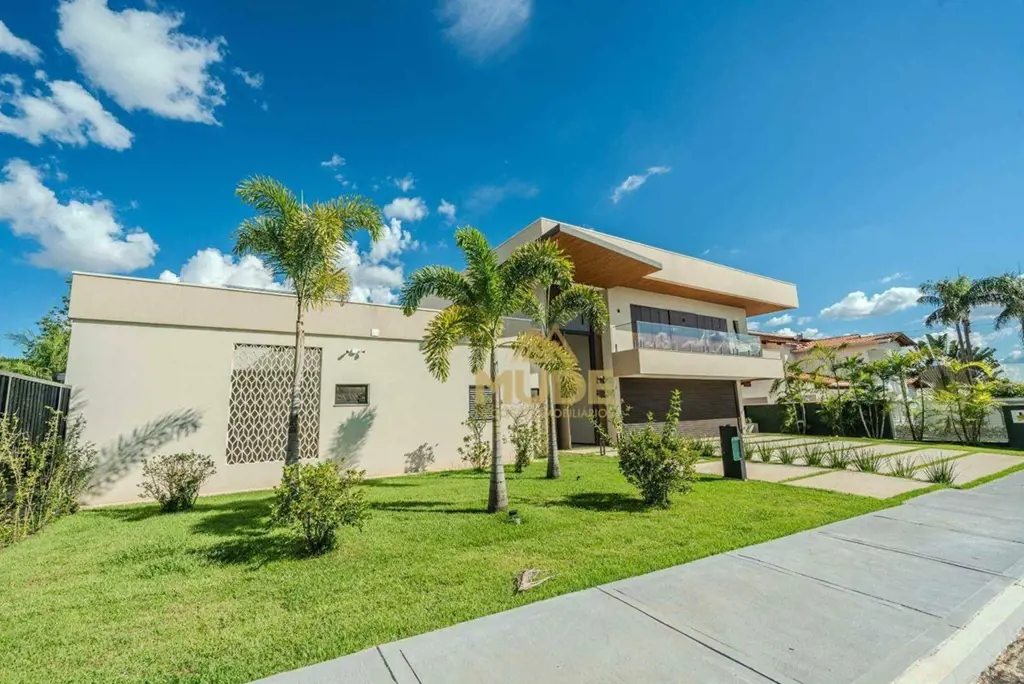 Sua Casa dos Sonhos no Lago Norte Moderna, Ampla e Repleta de Conforto!Imagine m...