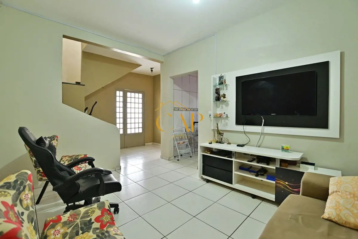 Casa à Venda no Riacho Fundo 2Endereço: Quadra QC 06, Conjunto 05Descrição do Im...