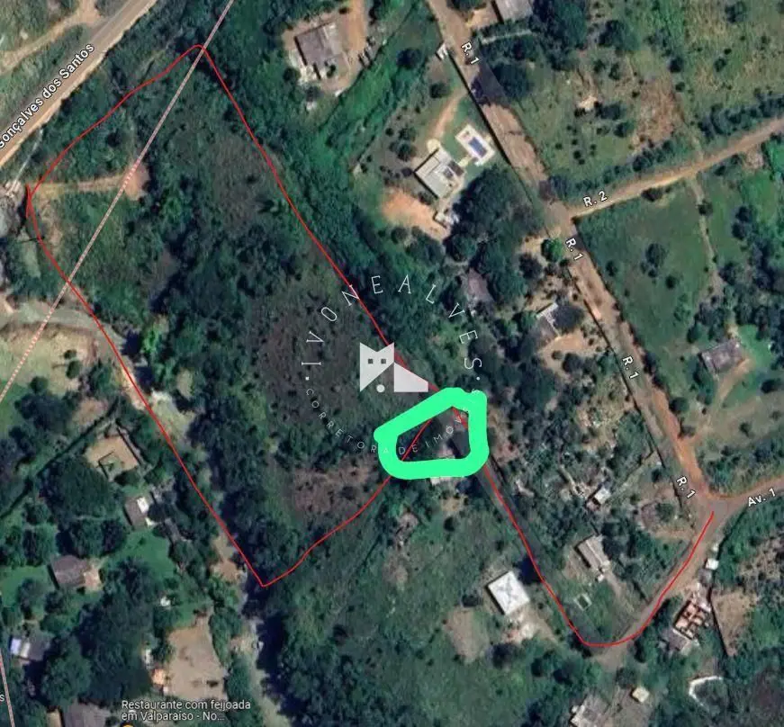 São 4 lotes cada um, com tamanhos diferentes e a soma tem 16.042m² total, excele...