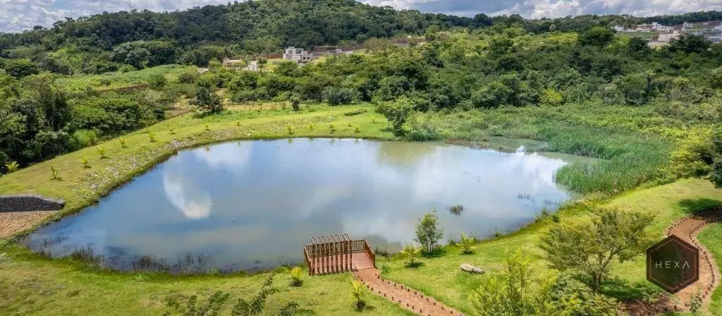 Excelente terreno em um dos mais consolidados condomínios da FGR, o Jardins Port...