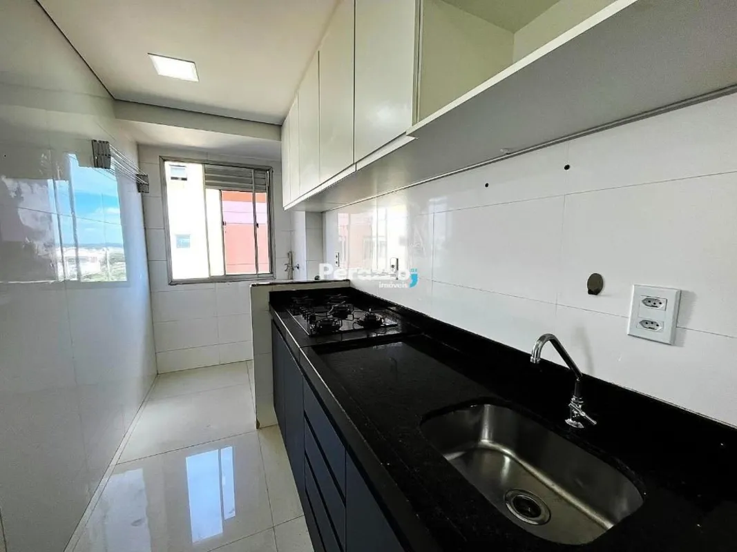 Ótimo Apartamento localizado no Jardins Mangueiral na QC 11 por R$2.900,00. TAXA...