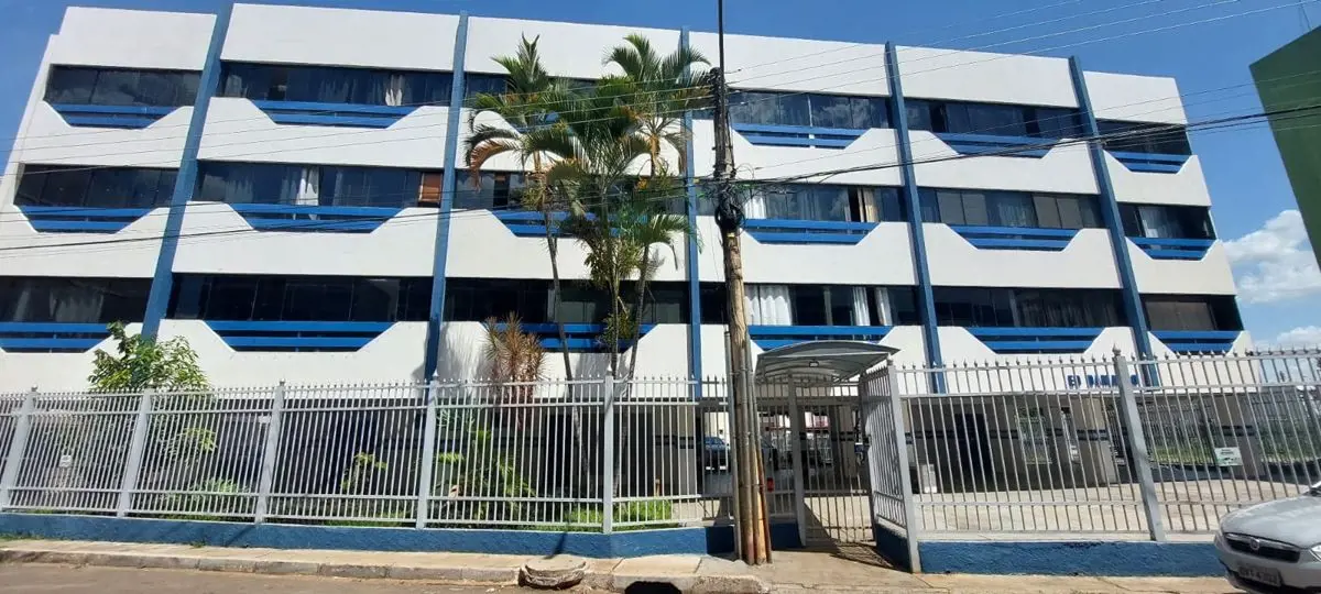 Apresentamos um imóvel localizado na EPTG QE 3, uma região estratégica que ofere...