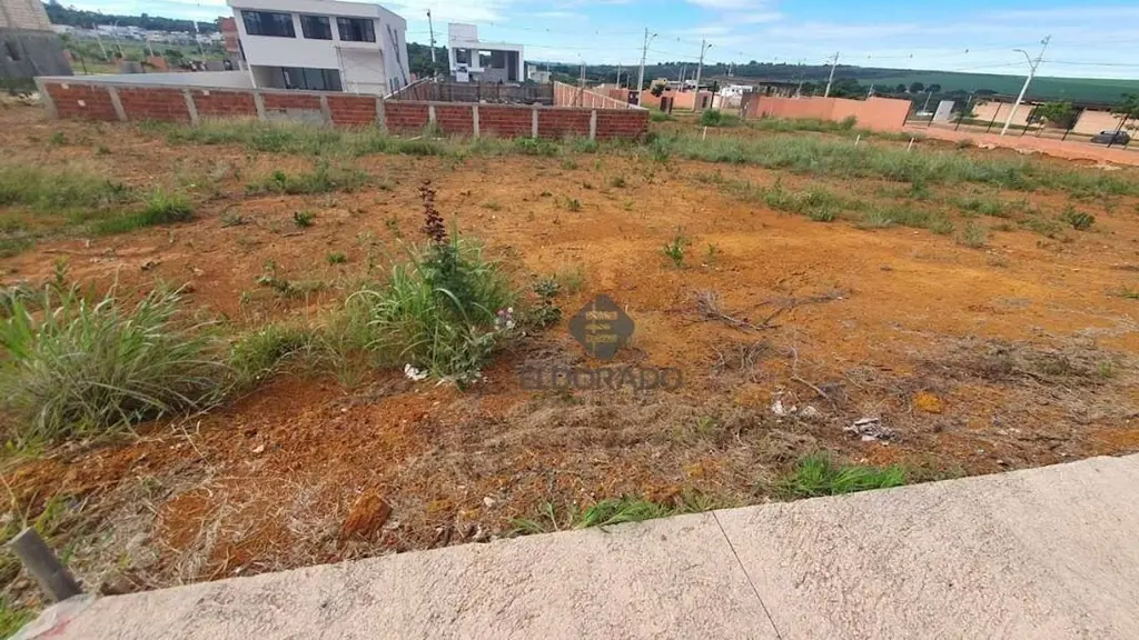 ELDORADO IMOBILIÁRIA VENDEExcelente Lote no Condomínio Le Premier Oportunidade Ú...