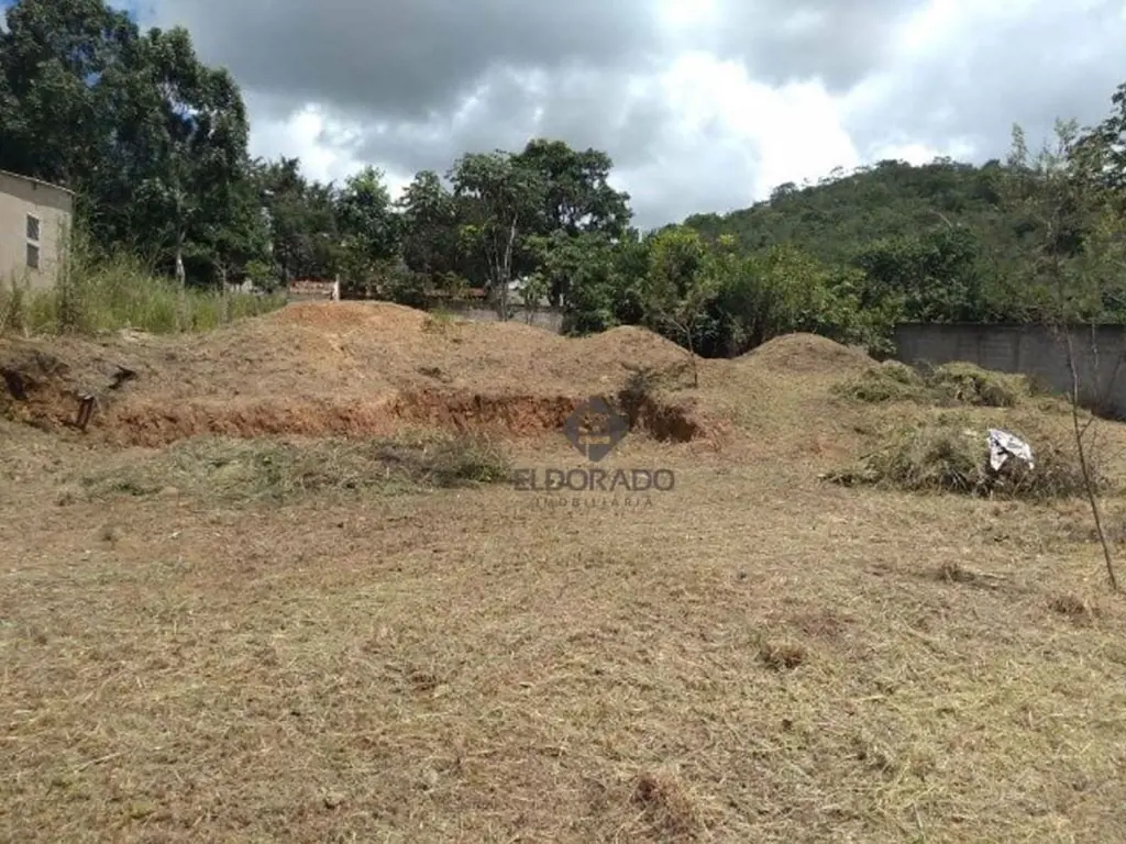 ELDORADO IMOBILIÁRIA VENDEExcelente Lote no Condomínio Ouro Vermelho II Fase 1Se...
