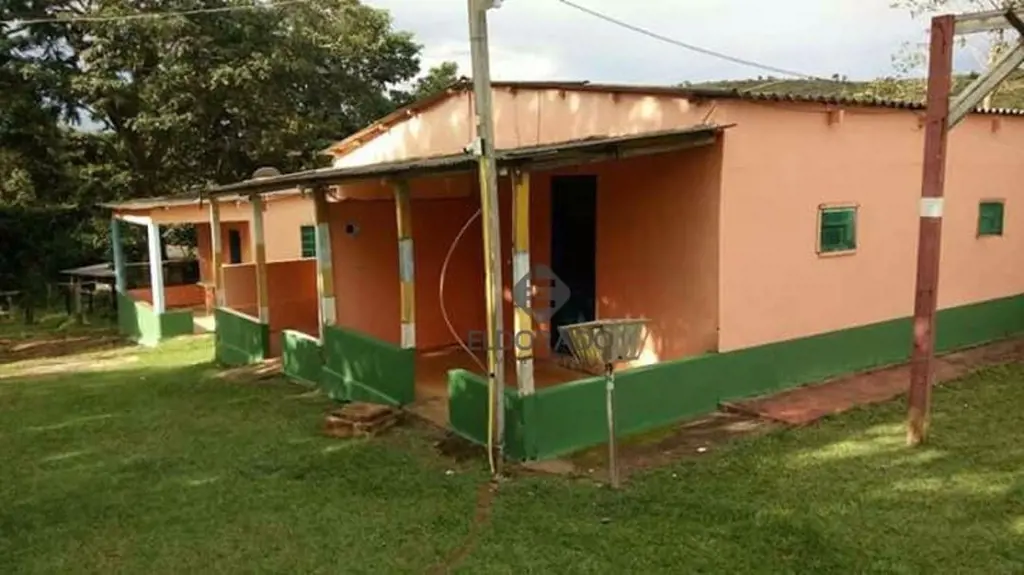 ELDORADO IMOBILIÁRIA VENDE: LINDA CHÁCARA PARA LAZER E PECUÁRIA À APENAS 50KM DE...