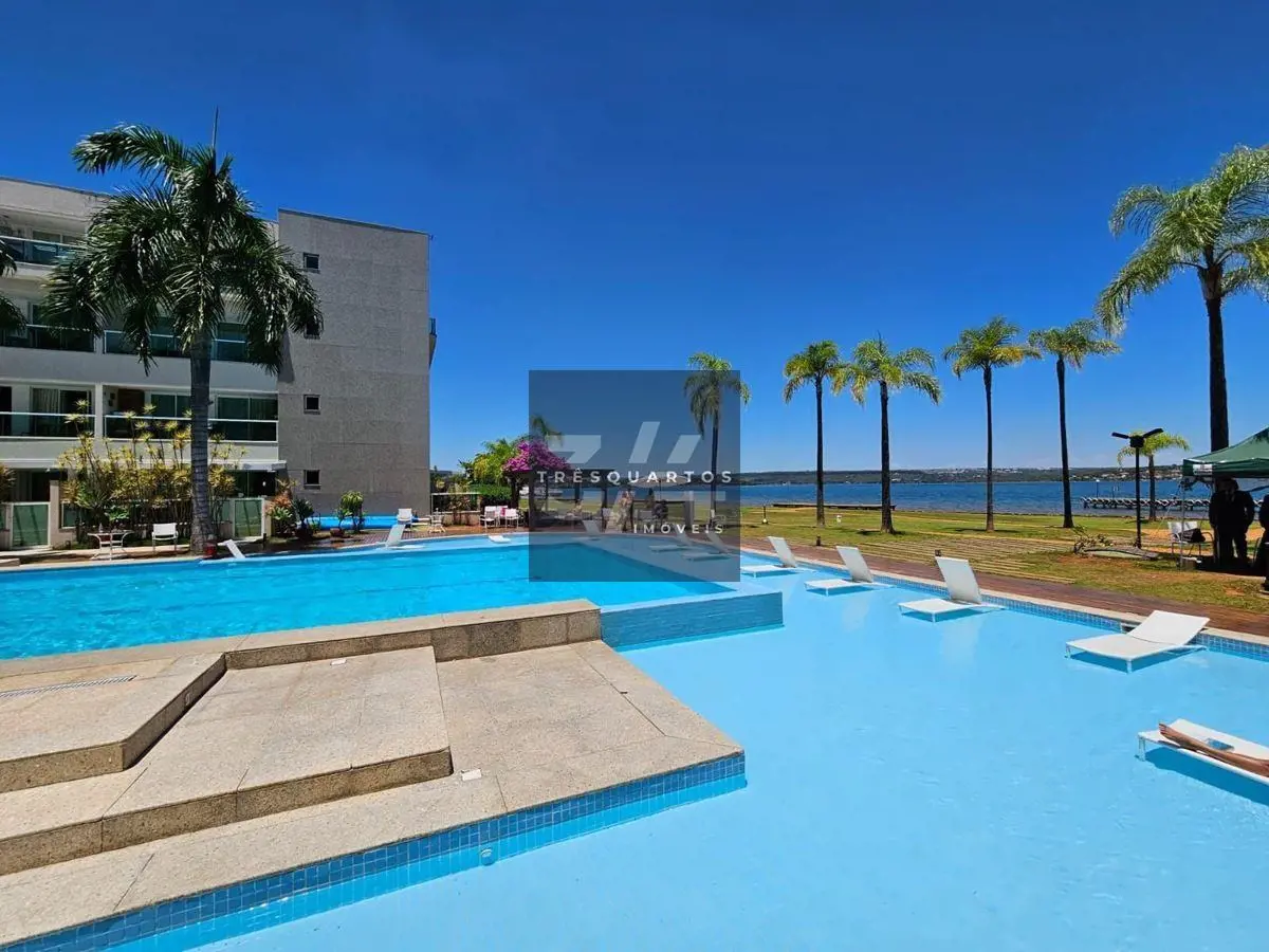 Venha morar com a tranquilidade e segurança, com vista para o lago, no Brisas do...