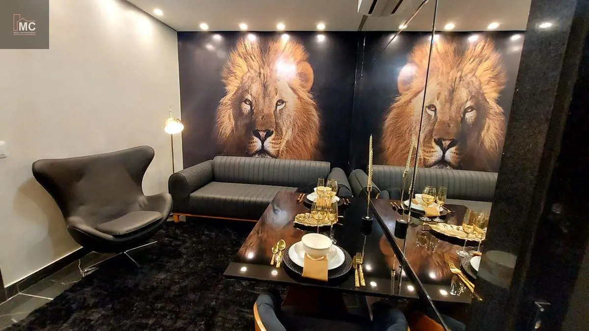 Linda kitnet, toda mobiliada e decorada, com cozinha, quarto, sala e banheiro to...