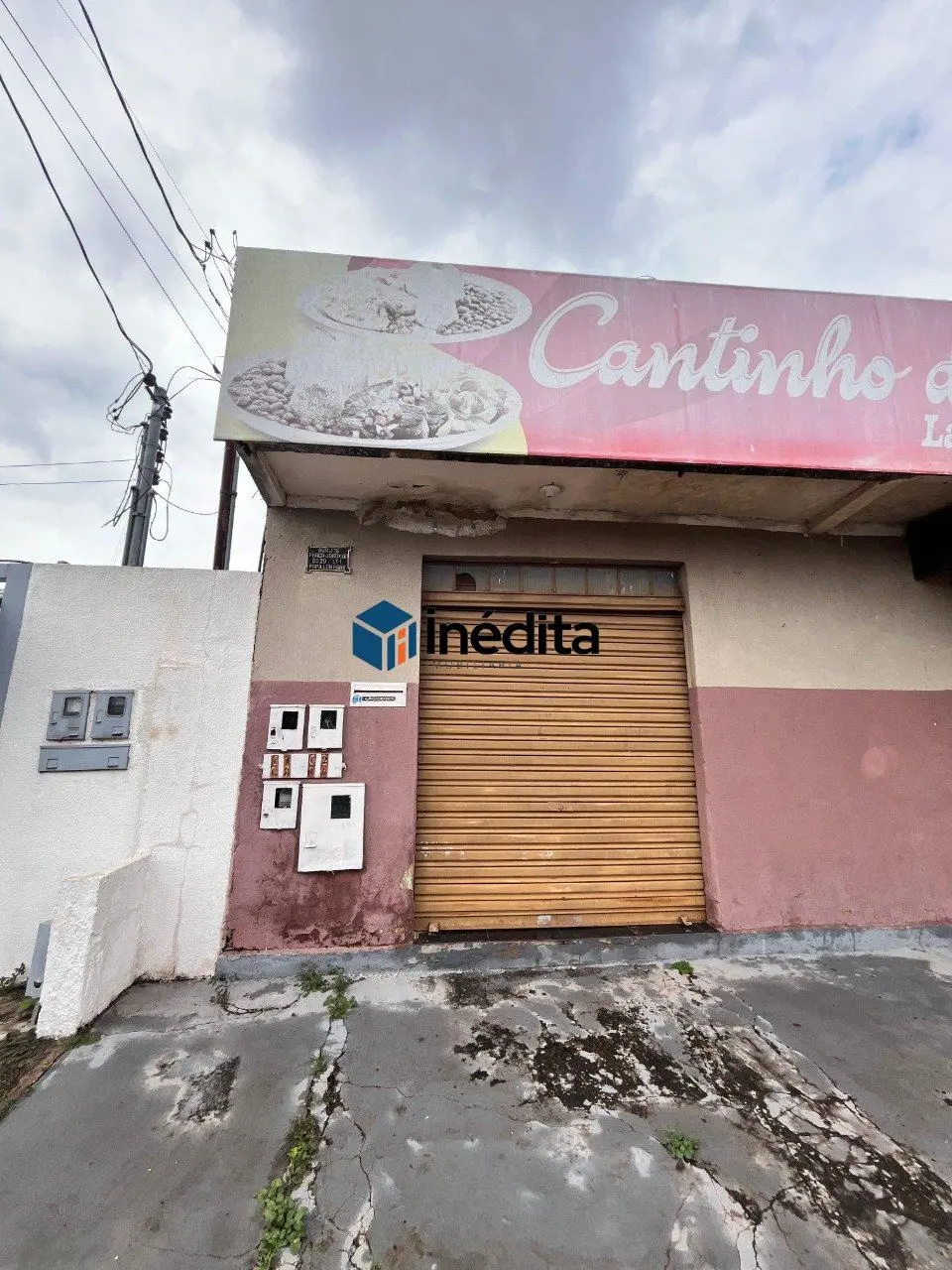 Excelente Oportunidade de sala no Papillon Park.LOCALIZAÇÃO:Localizada próximo a...