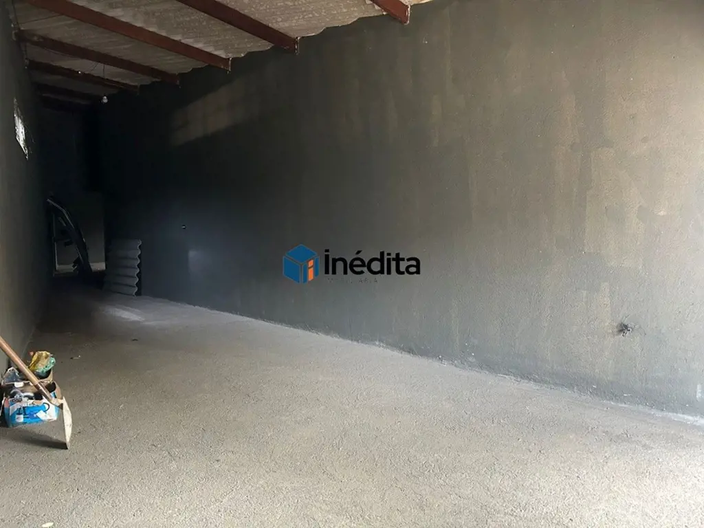 Excelente oportunidade de sala comercial na Vila Mauá.LOCALIZAÇÃO:Na Vila Mauá c...
