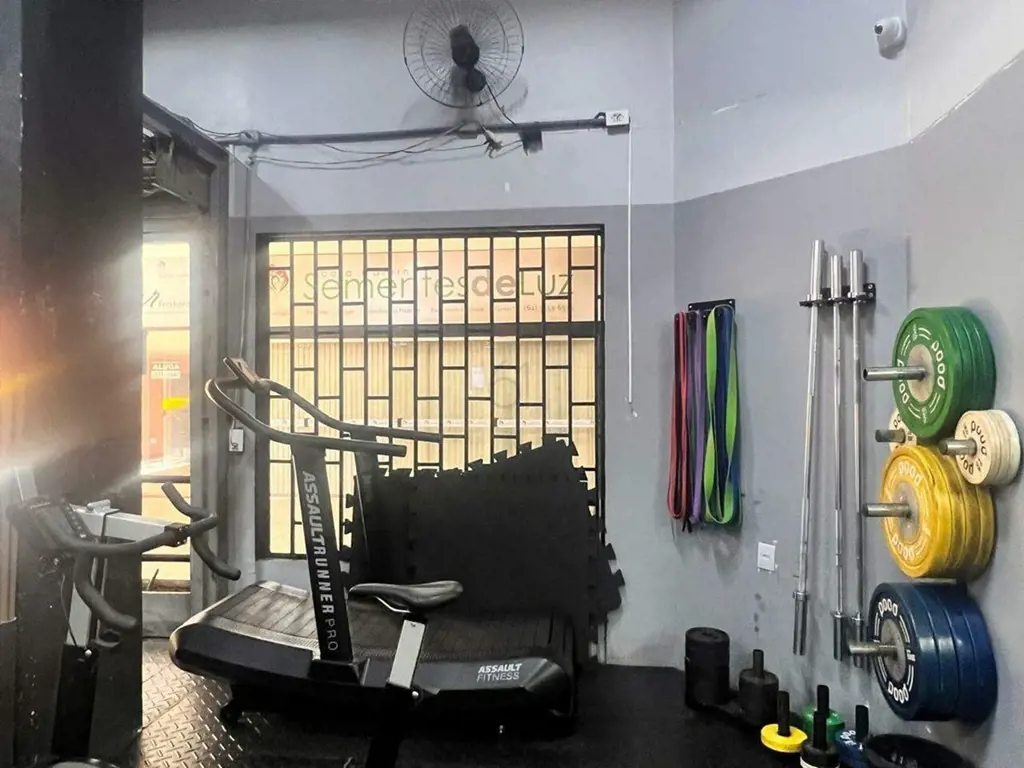 Localização excelente, medindo uma área privativa de 34,45m² Loja comercial.Para...