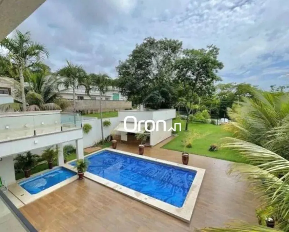 CÓDIGO DO IMÓVEL: SO0854 LOCALIZAÇÃO: Em condomínio fechado! Localização privile...