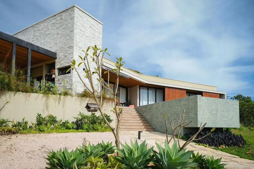 Um verdadeiro refúgio!Localizada em um dos melhores condomínios da região, com i...